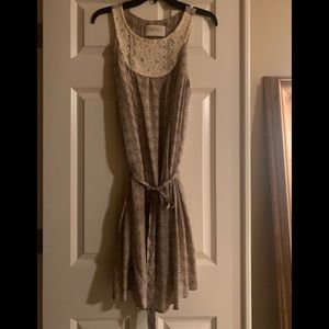 Sleeveless print 100% silk dress